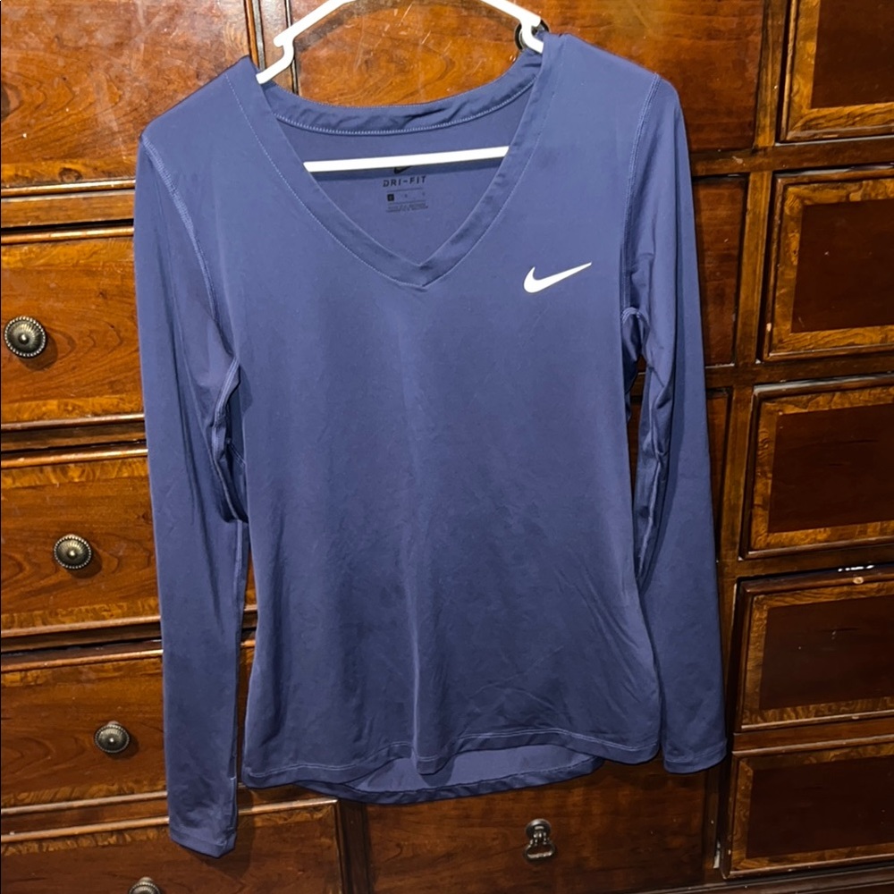 Nike Women's Blue Long Sleeve Top